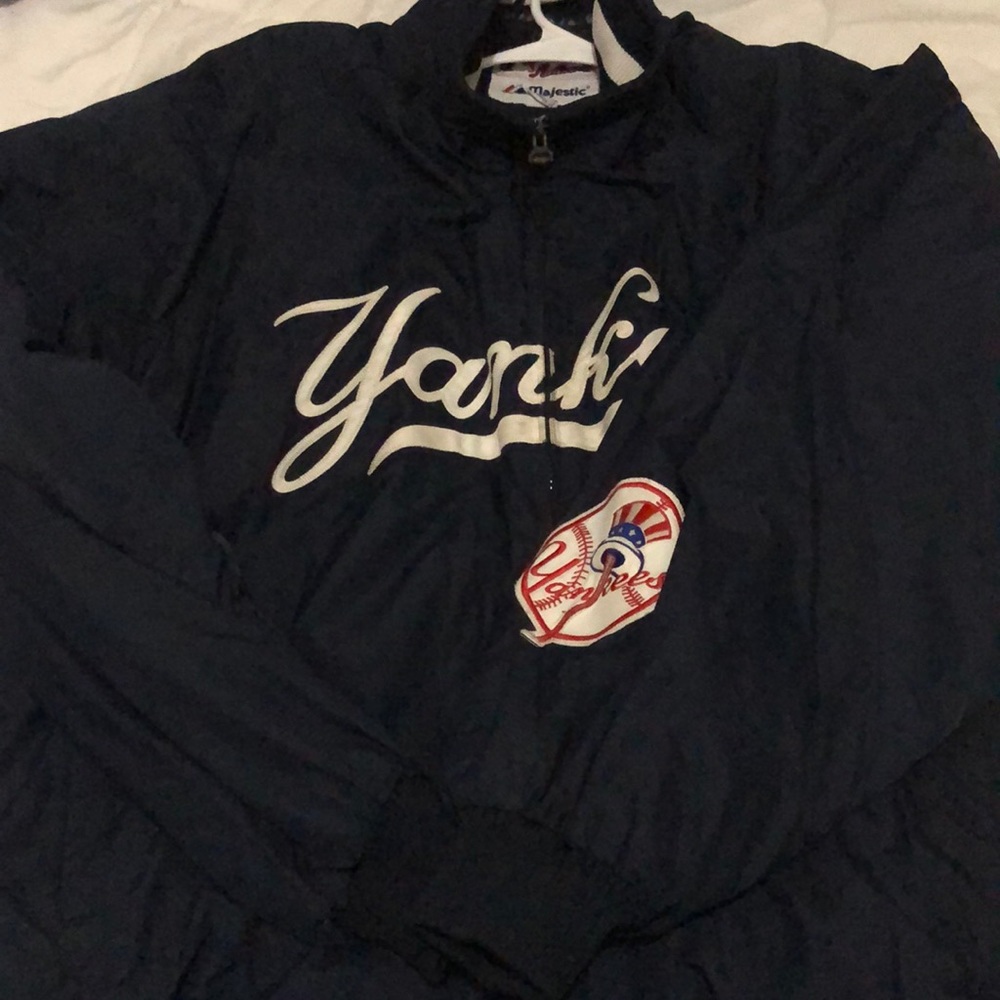 Go Yanks go! Vintage pullover jacket